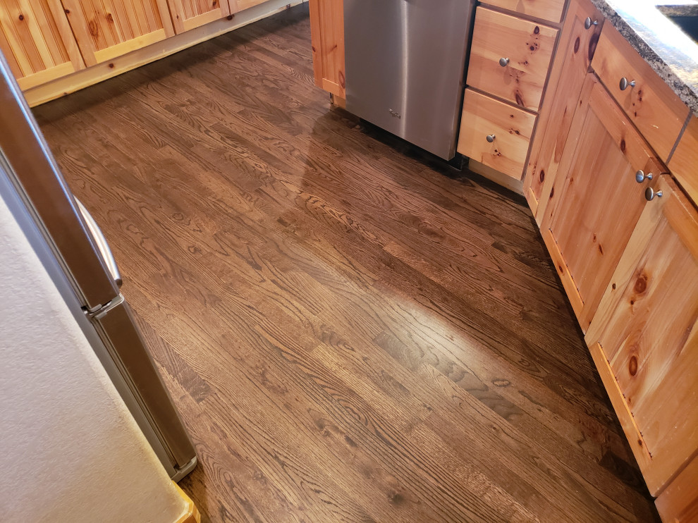 Hardwood Elegance with Custom Inlays & Entry Border
