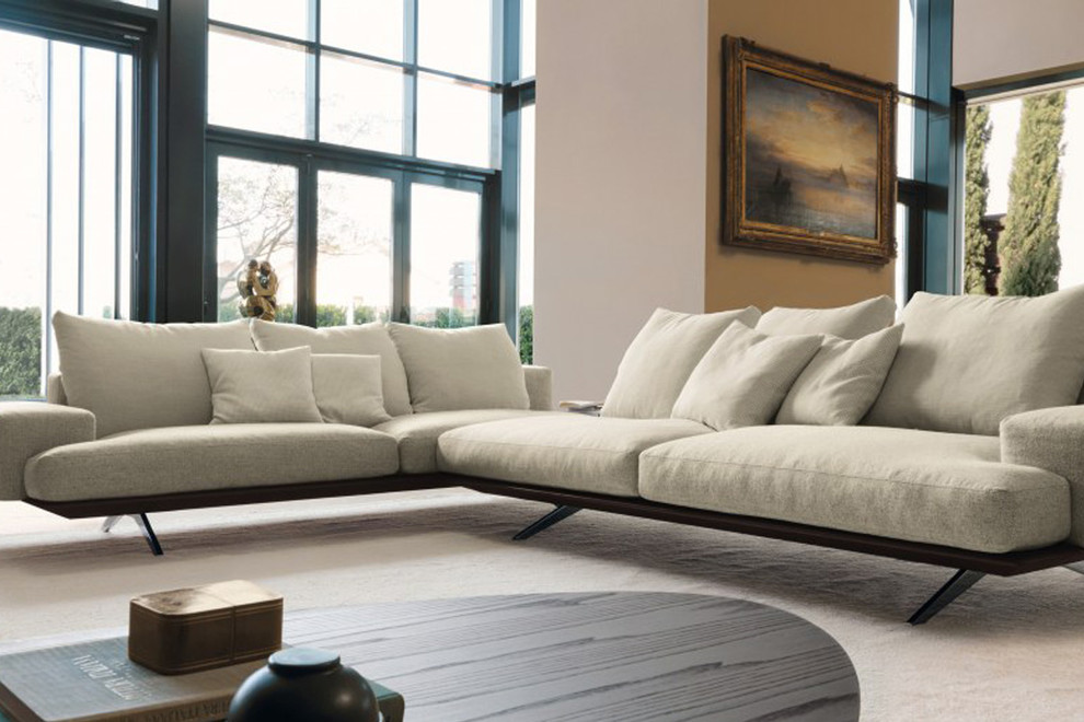 Inspiration for a contemporary home design remodel in Miami