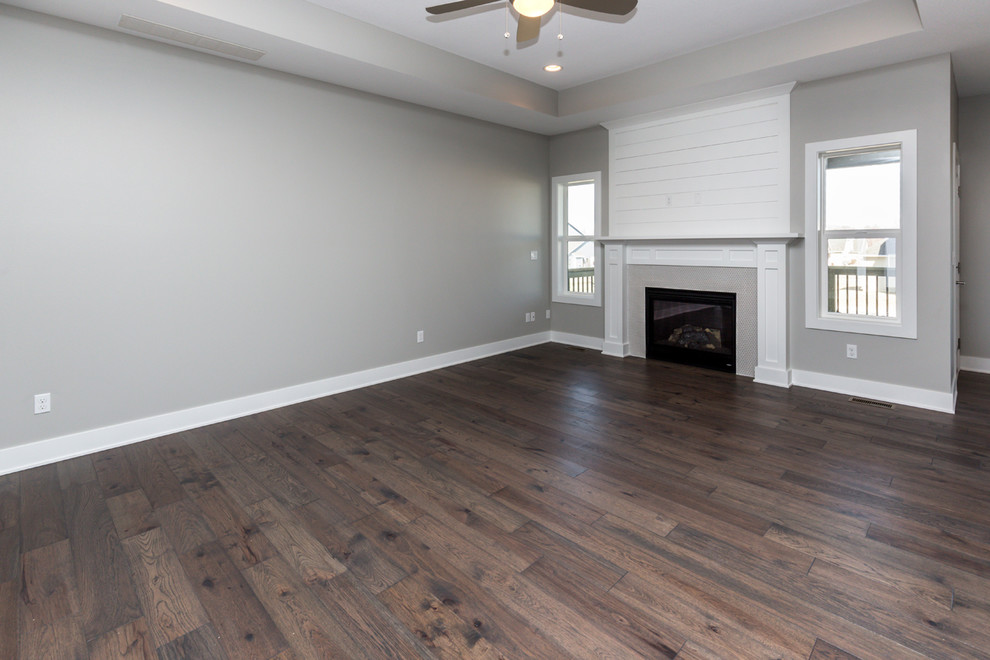 Home design - transitional home design idea