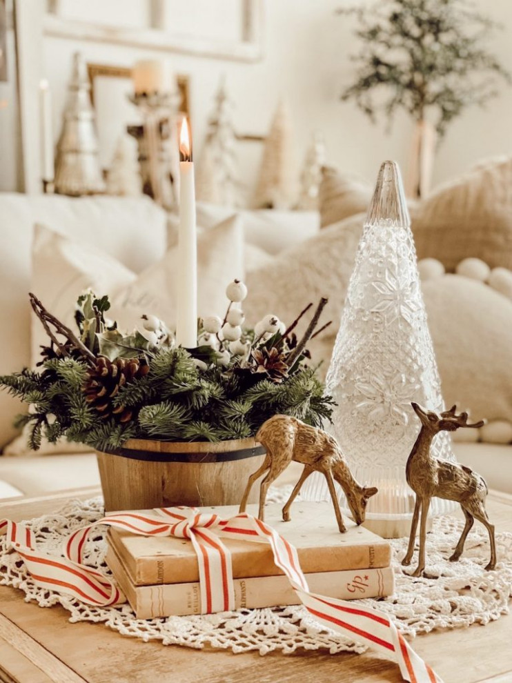 Modern, Inviting Holiday Decor