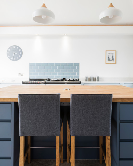 Handleless Kitchen modern-kitchen