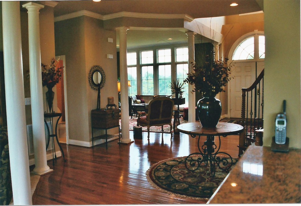 Entryway - eclectic entryway idea in DC Metro
