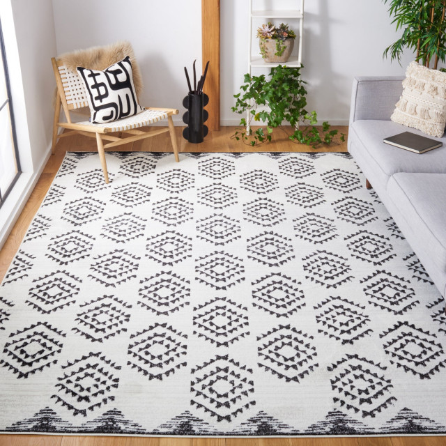 Safavieh Skyler Sky179A Geometric Rug, Ivory and Black, 8'0"x10'0