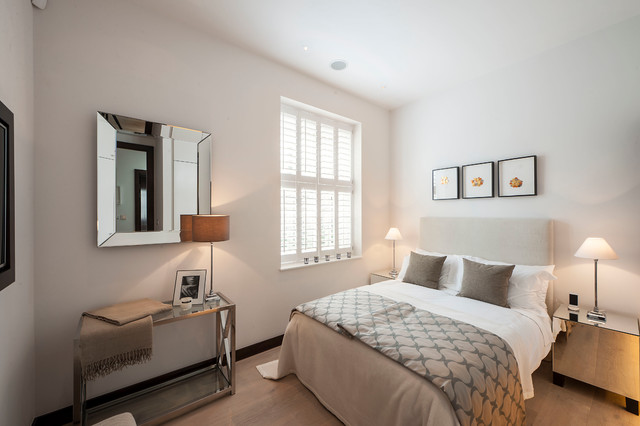 Belgravia Mews House modern-bedroom
