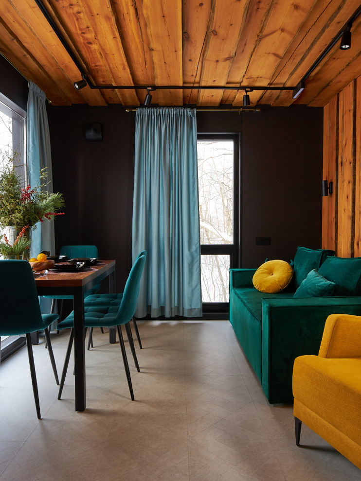 Домик на берегу Волги