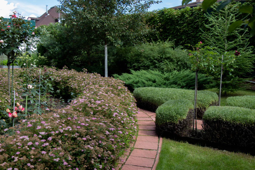 Французский садик в поселке Рыбаки Дмитровское шоссе