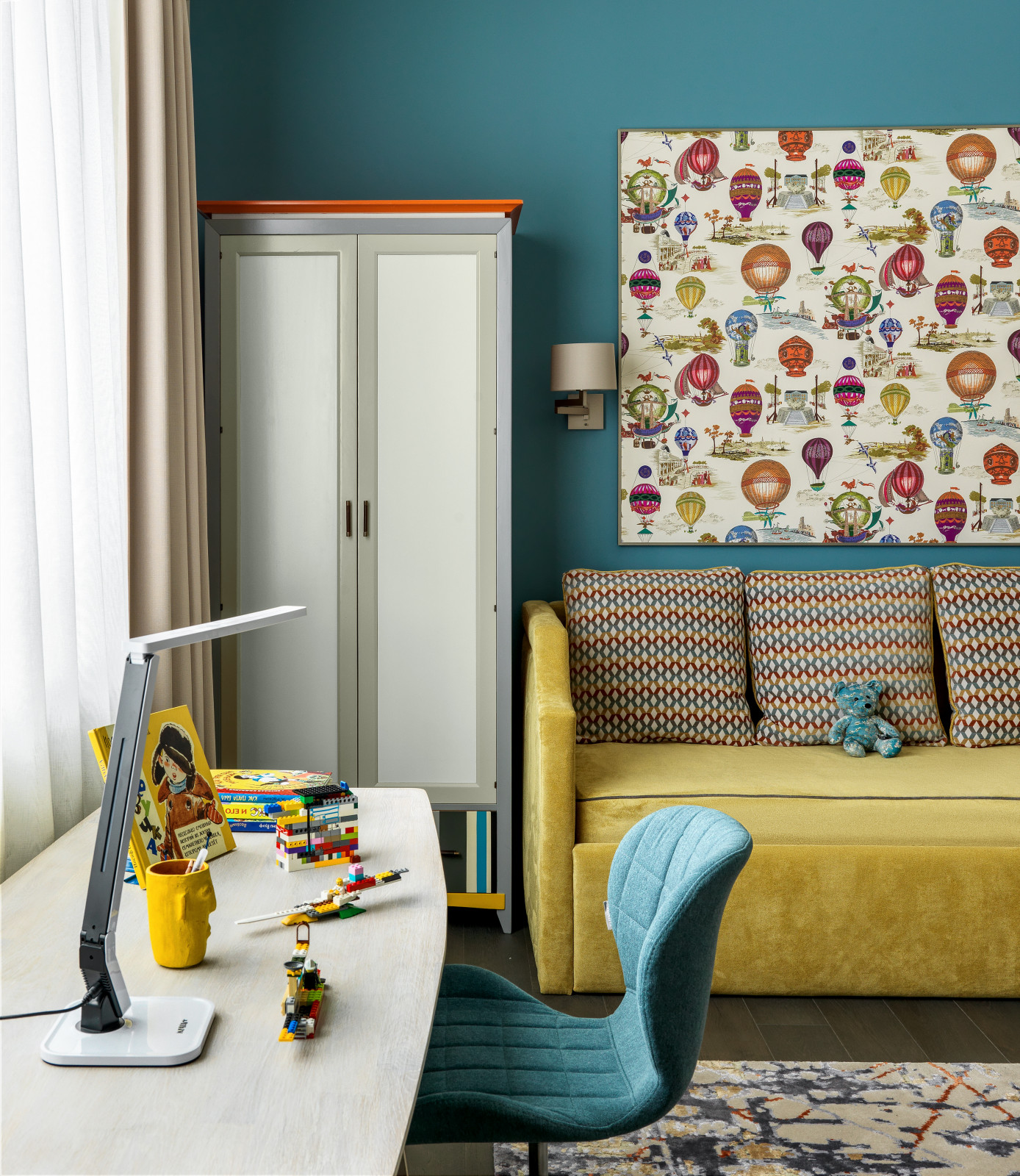 Дом для большой семьи, Графские пруды