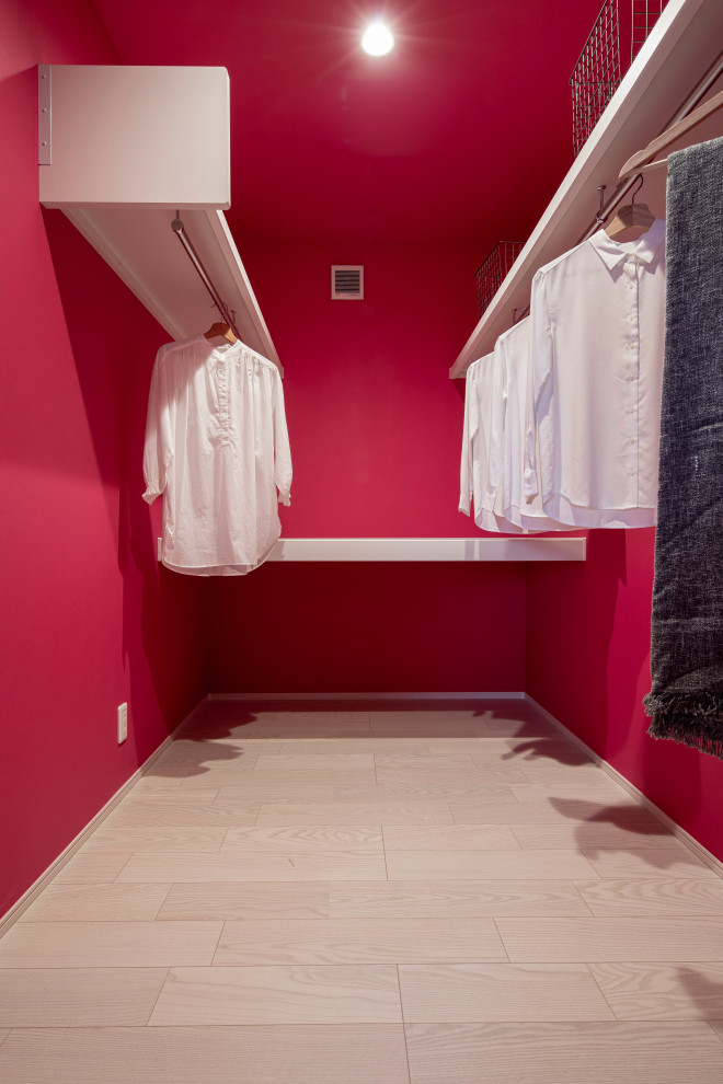 他の地域にあるコンテンポラリースタイルのおしゃれな収納・クローゼットの写真