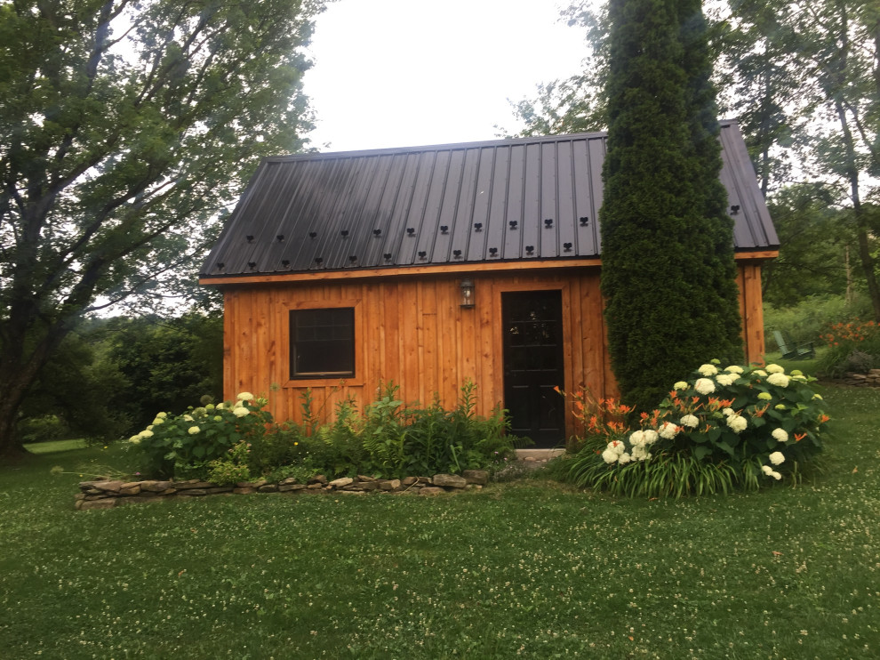 Country Farmhouse Garden