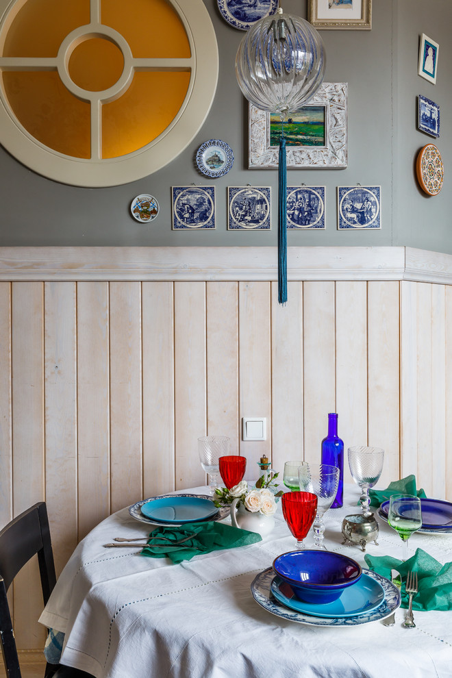 Кухня в видовой квартире в центре Краснодара