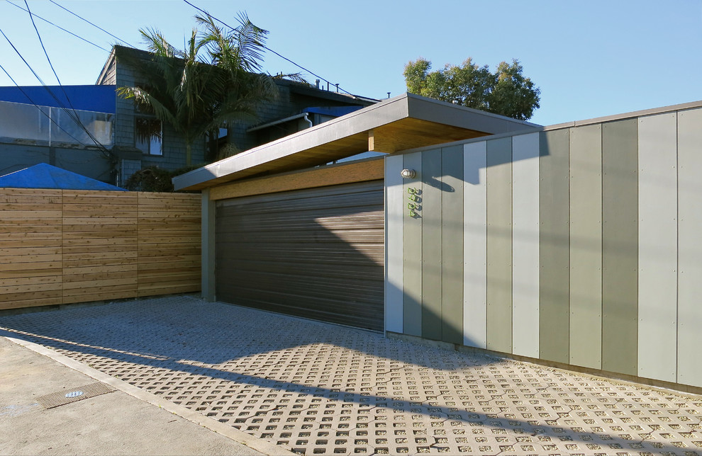 Design ideas for a modern one-car garage in Los Angeles.