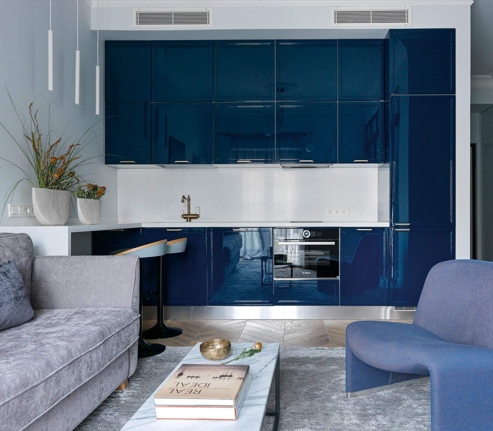 Quiet harbor in a small apartment