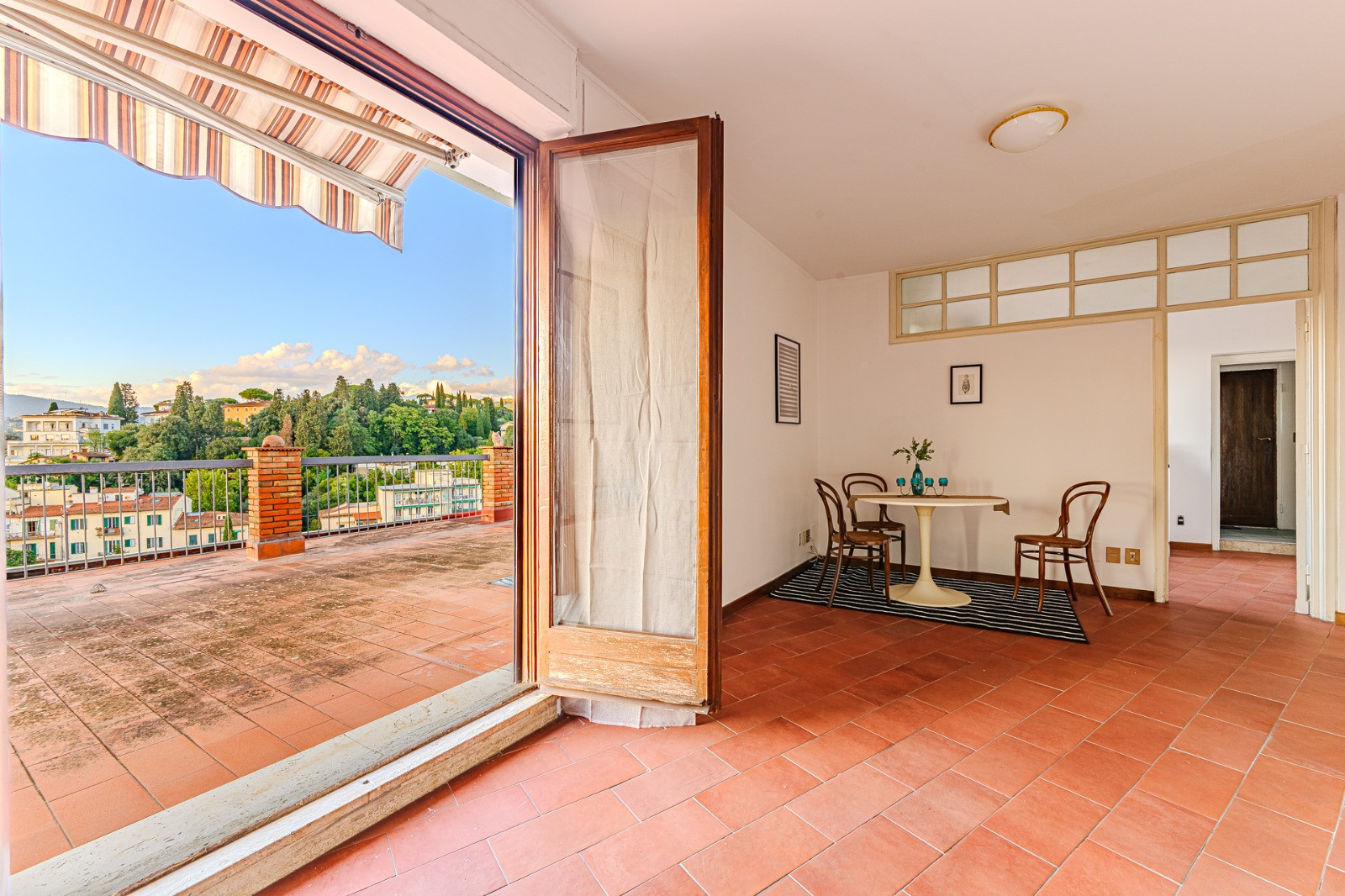 Home staging in Un Loft in Viale dei Mille Firenze