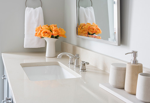 7 Countertop Materials For Bathrooms