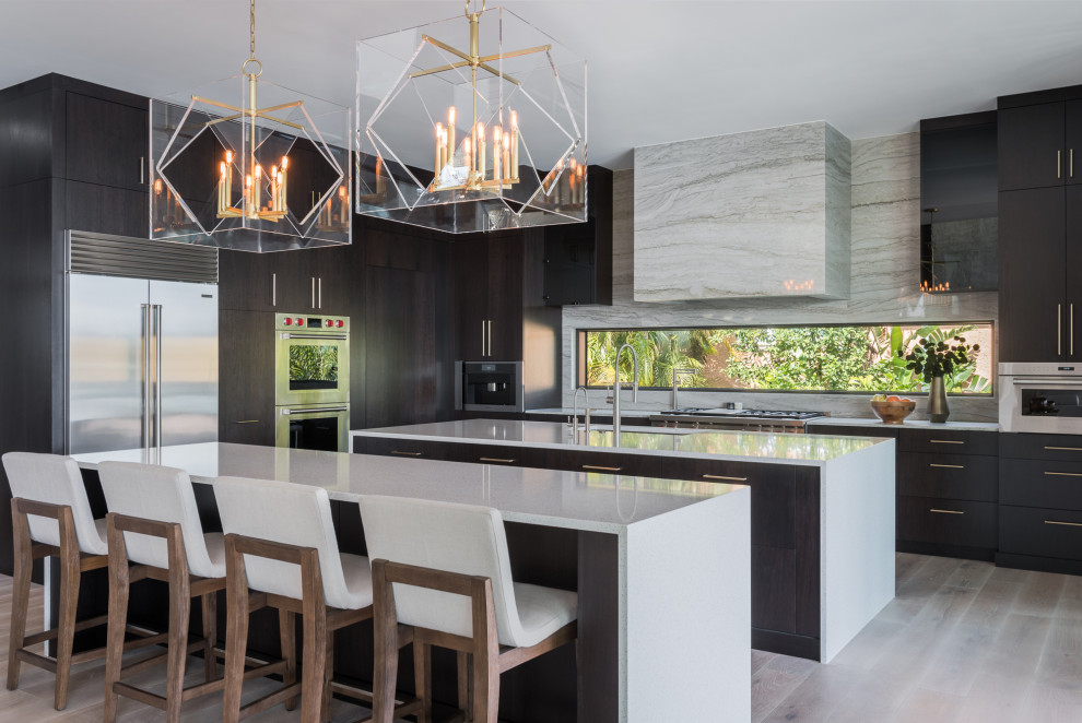 Design ideas for a contemporary kitchen in Tampa.