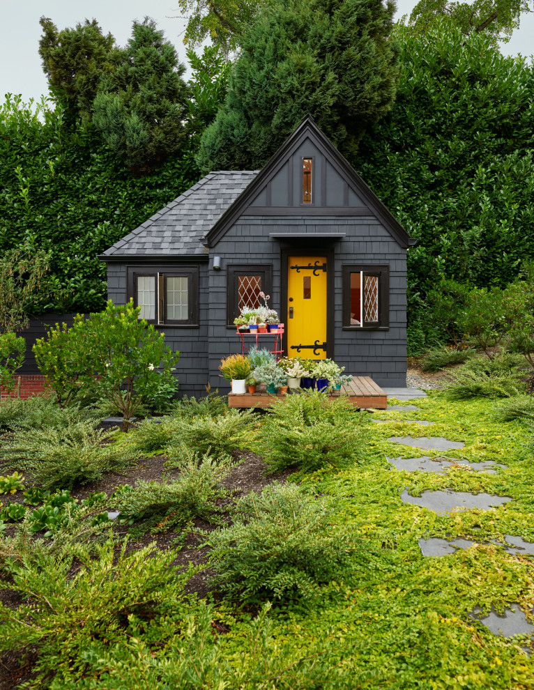 Small eclectic shed and granny flat in Seattle.
