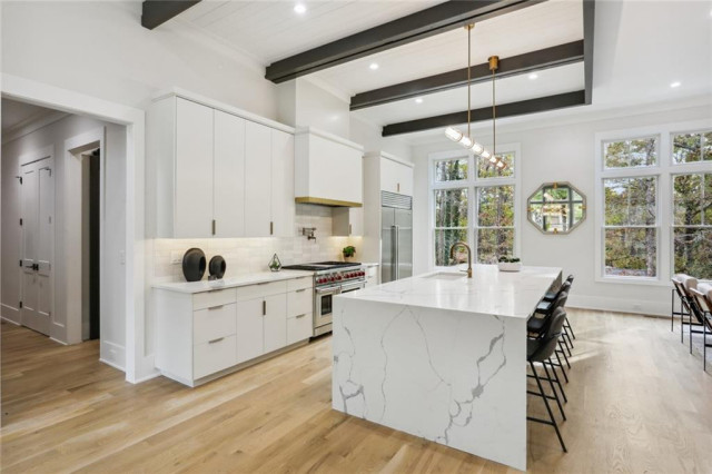 KITCHEN & DINING kitchen
