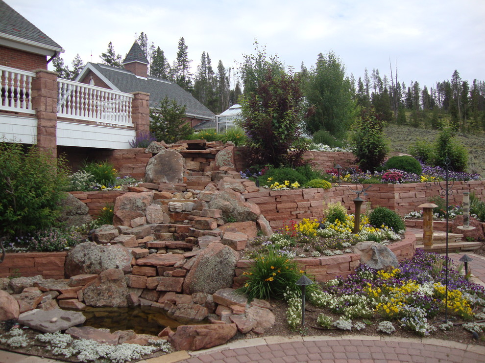 Design ideas for a rustic landscaping in Denver.