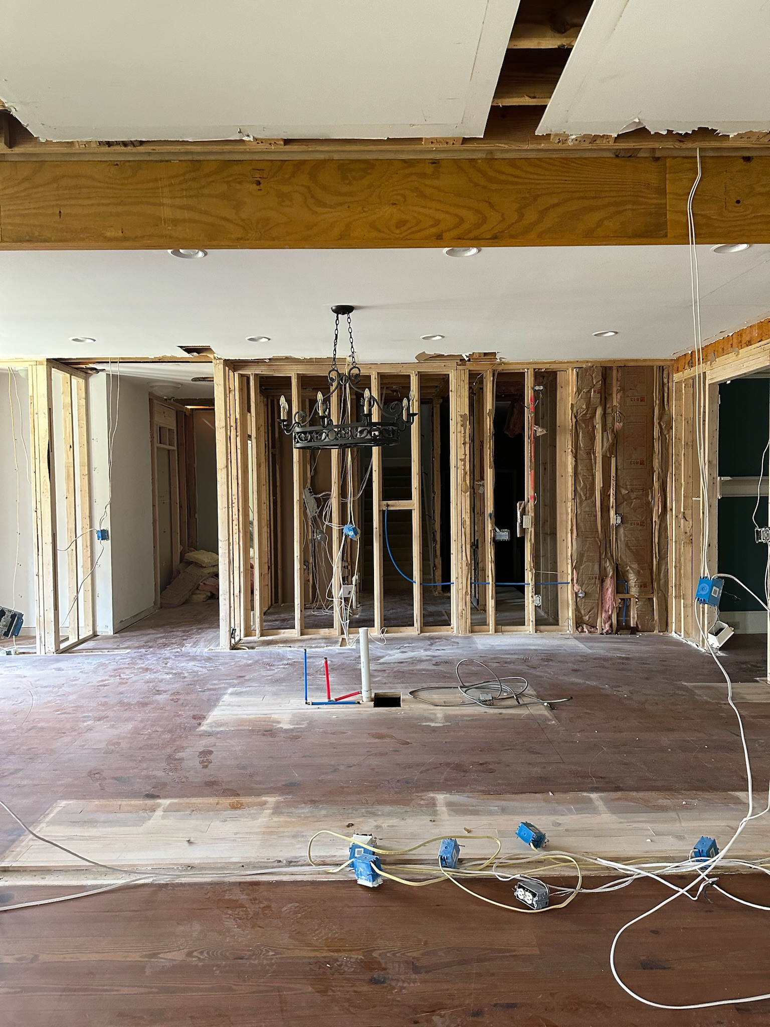 KENNESAW Modern Farmhouse