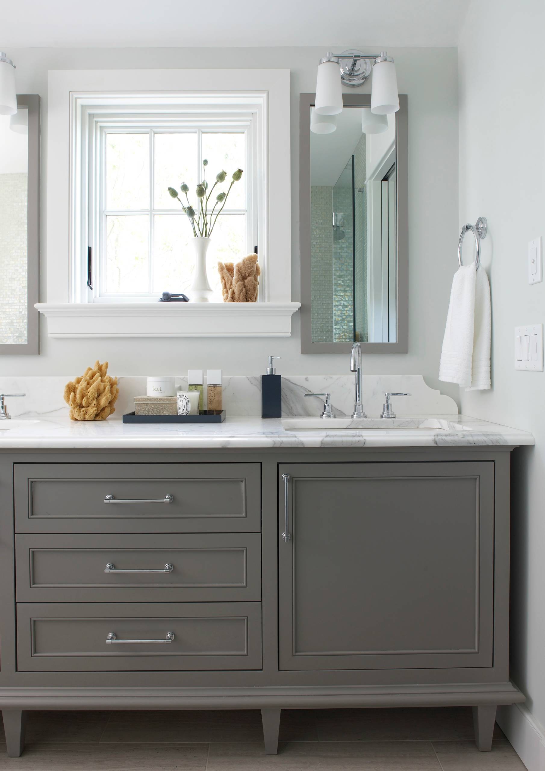 Coral And Navy Bathroom Ideas Photos Houzz