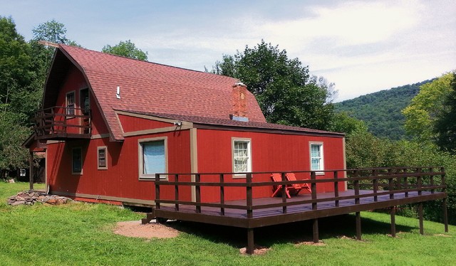 Rustic Upstate NY Deck montagne-facade