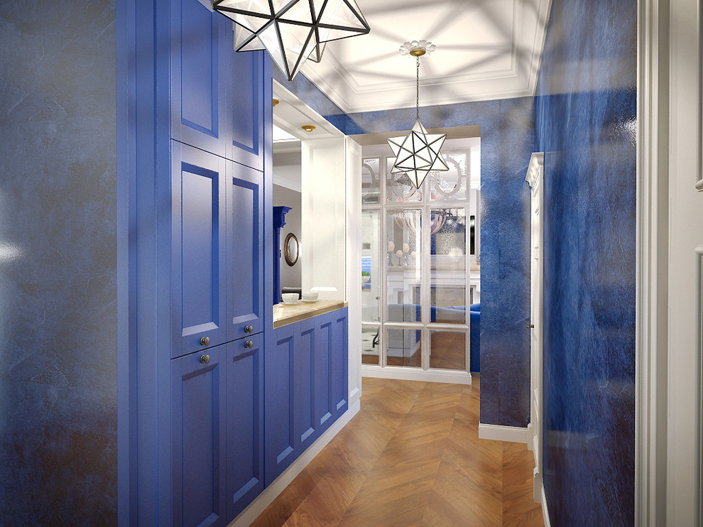 История про синий диван