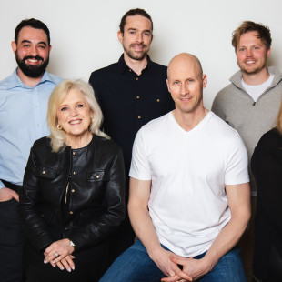 REVISION CUSTOM HOME RENOVATIONS INC. - Vancouver, BC CA