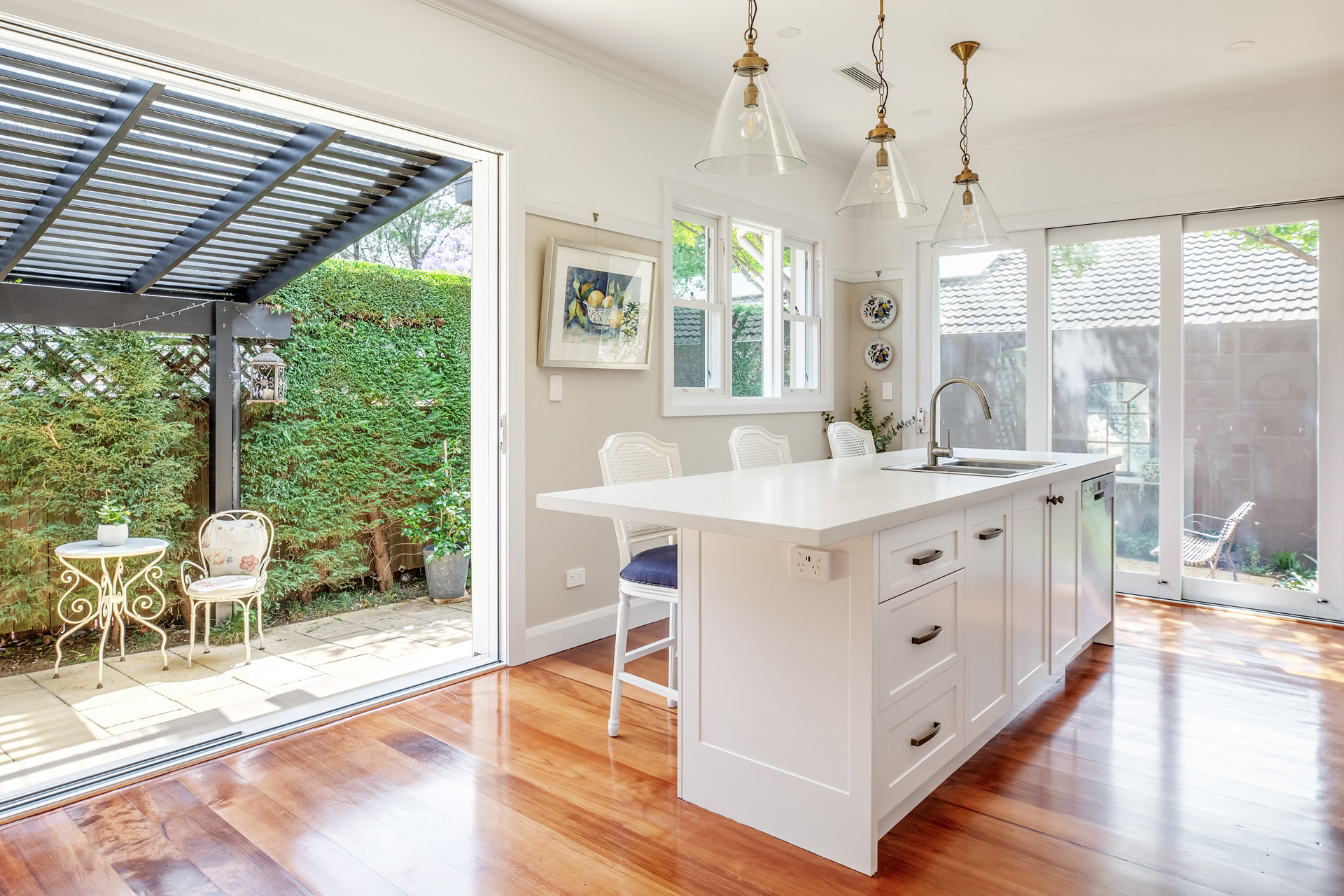 Modern Revamp, Epping