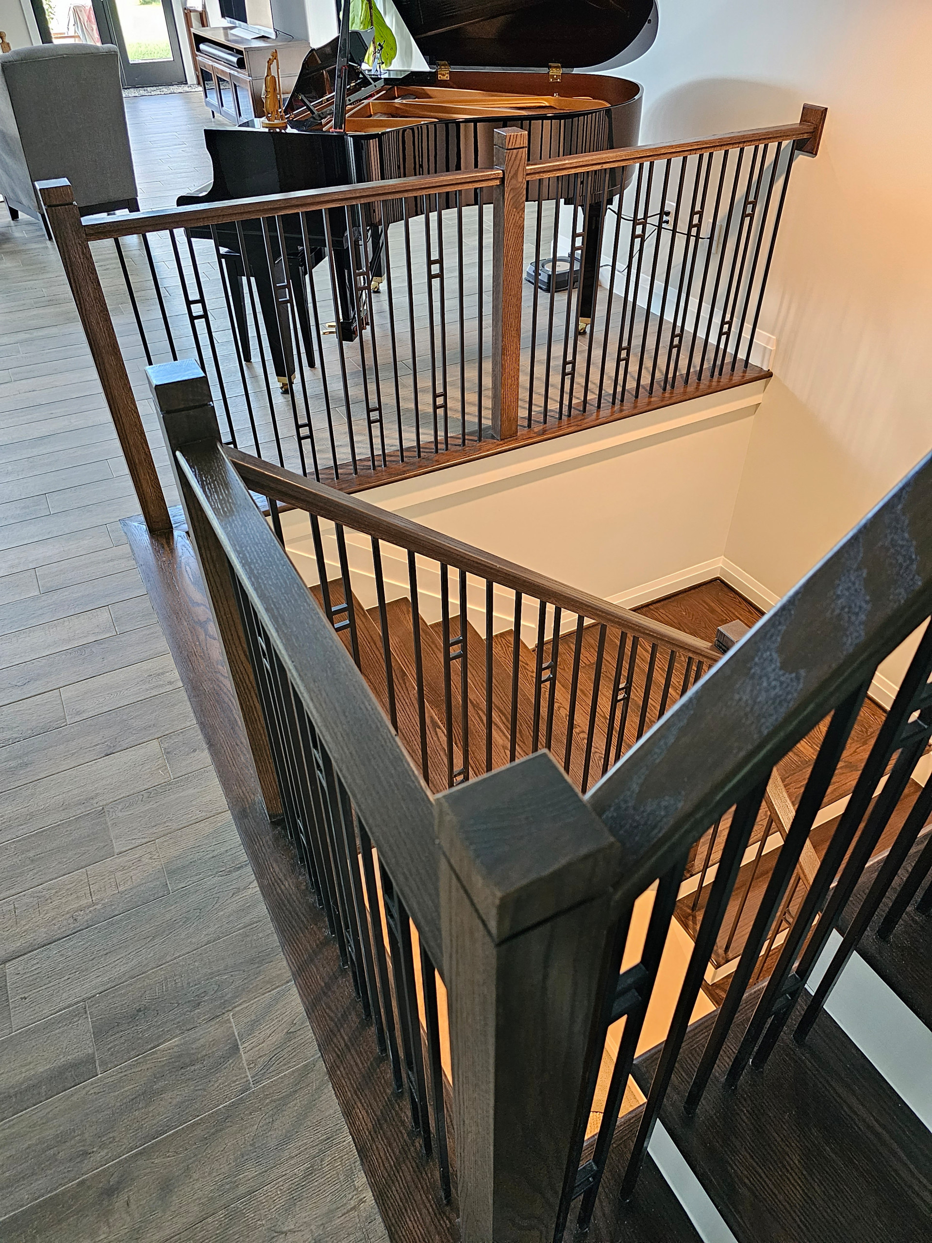 109_Impressive Floating Staircase in Countryside Retreat, Upper Marlboro, MD