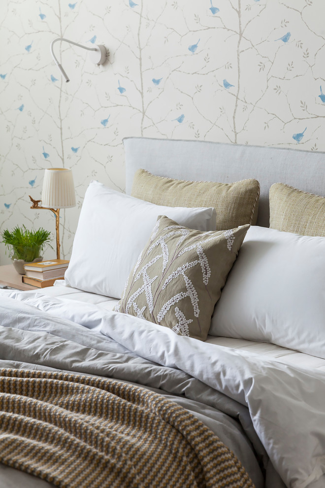 Бело-голубая квартира для юной заказчицы