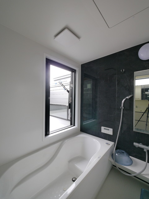 杉並の家 moderne-salle-de-bain