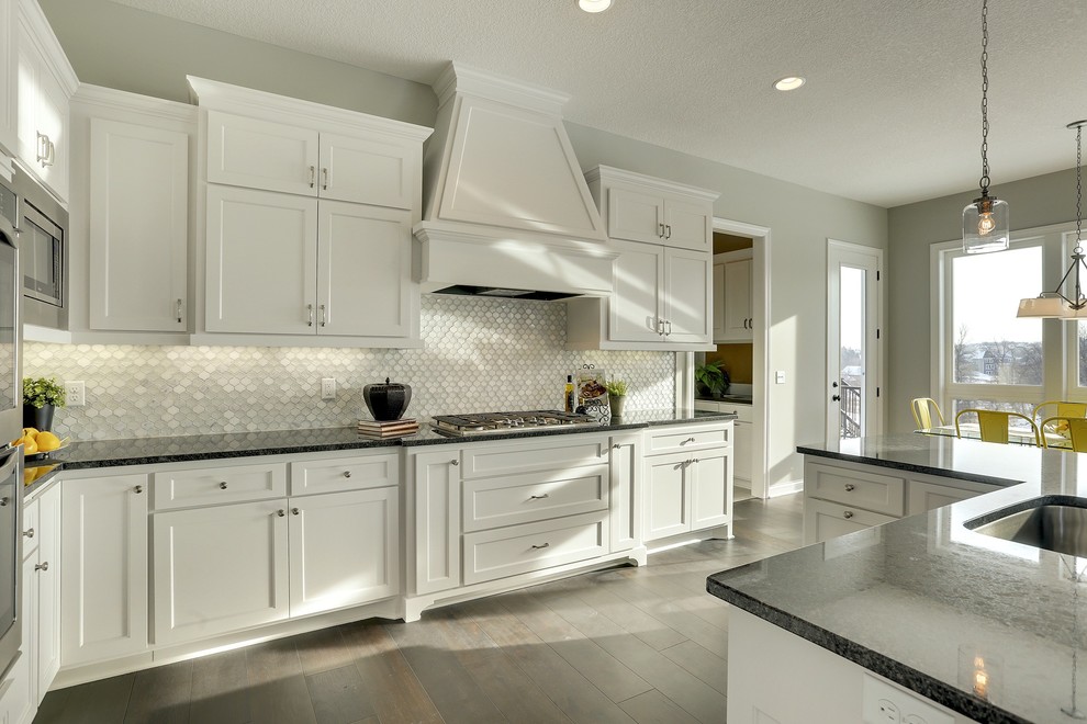 Transitional kitchen photo in Minneapolis