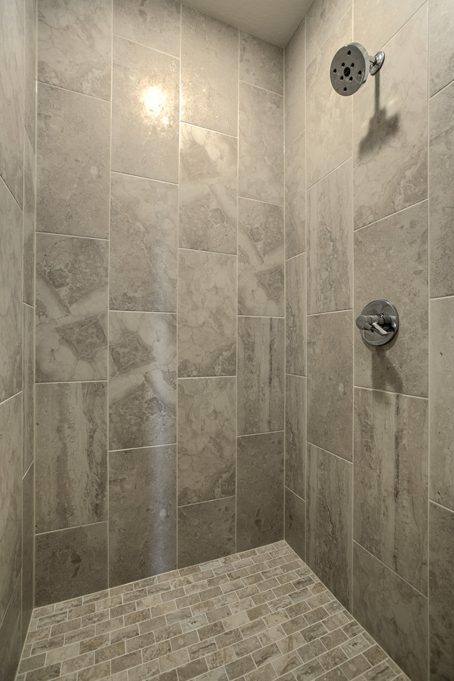 Transitional master porcelain tile bathroom photo in Omaha with shaker cabinets, gray cabinets, a two-piece toilet, a wall-mount sink and granite countertops