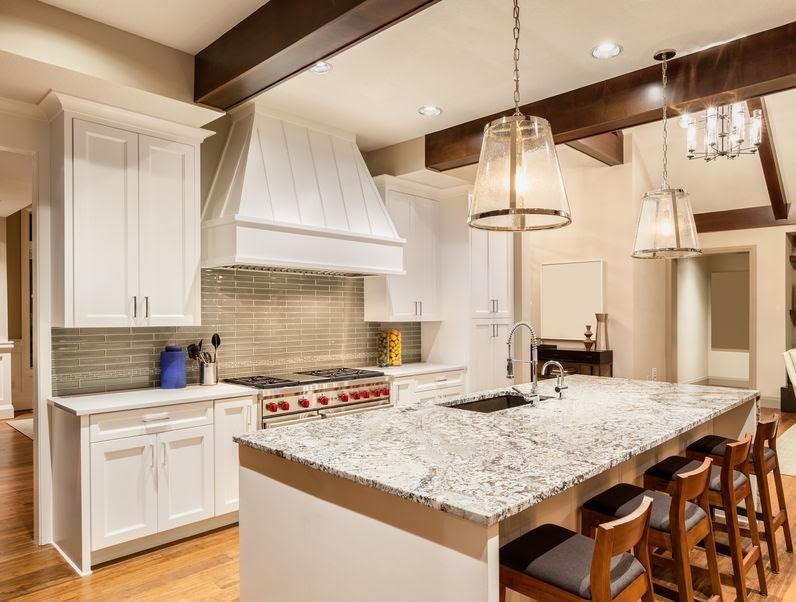 Transitional kitchen photo in Los Angeles