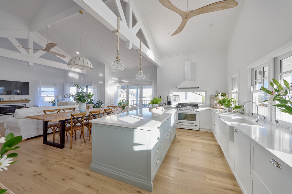 Hamptons Beach House - Beach Style - Kitchen - Perth - by Woodleigh ...