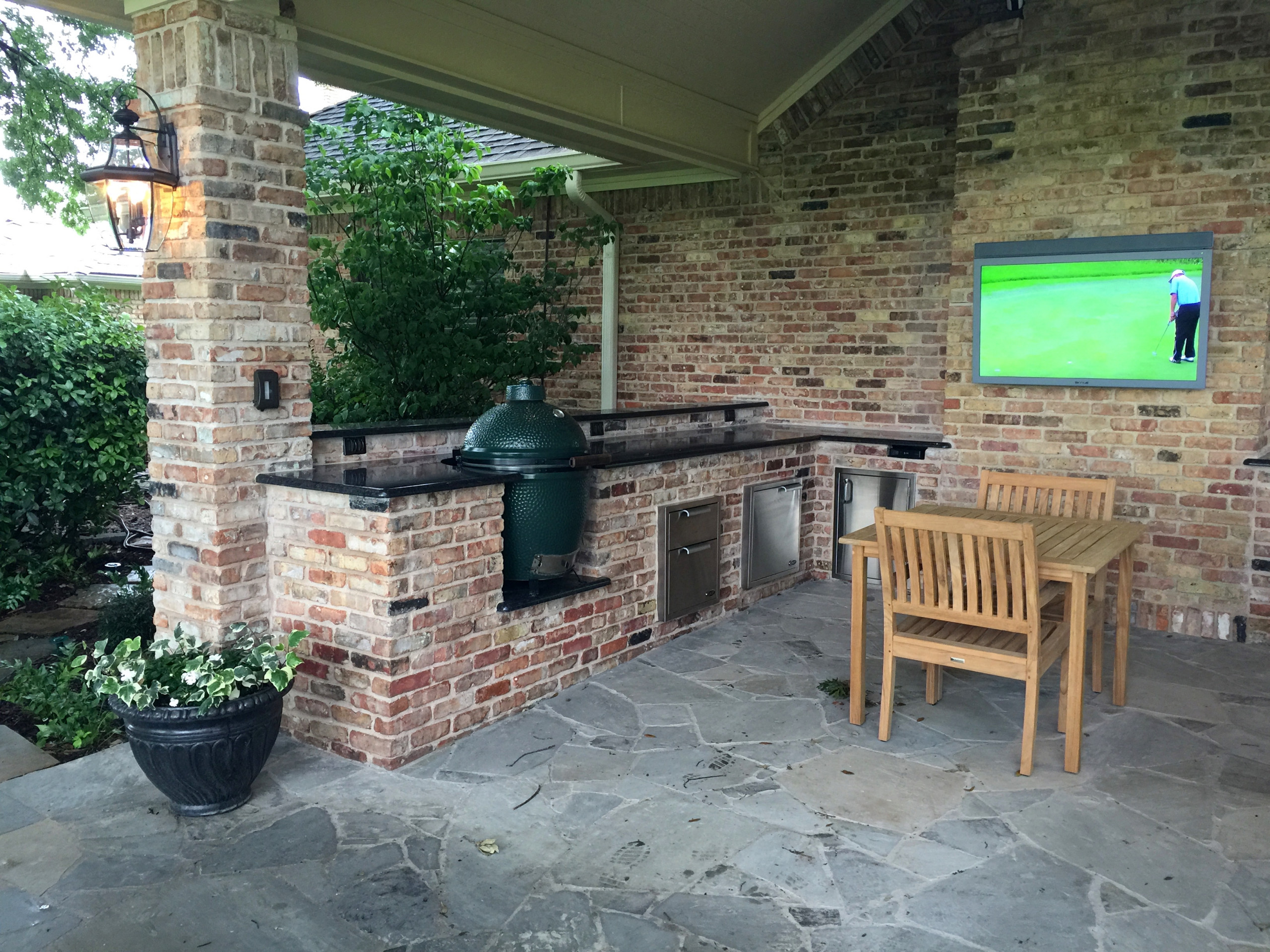 Garden for Her / Outdoor Man Cave for him