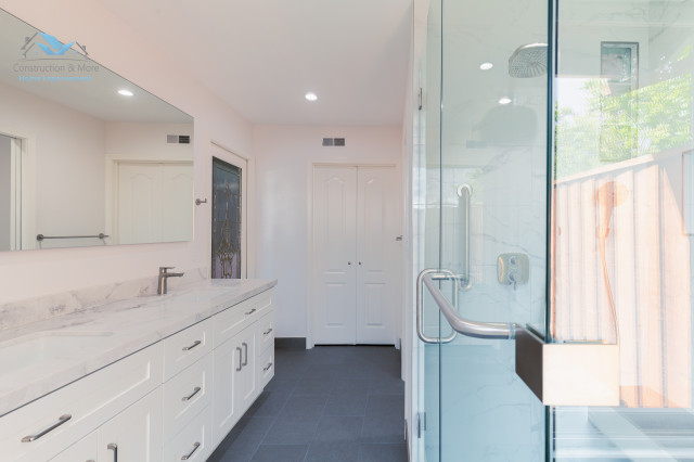 Bathroom Remodel minimalistisch-badezimmer
