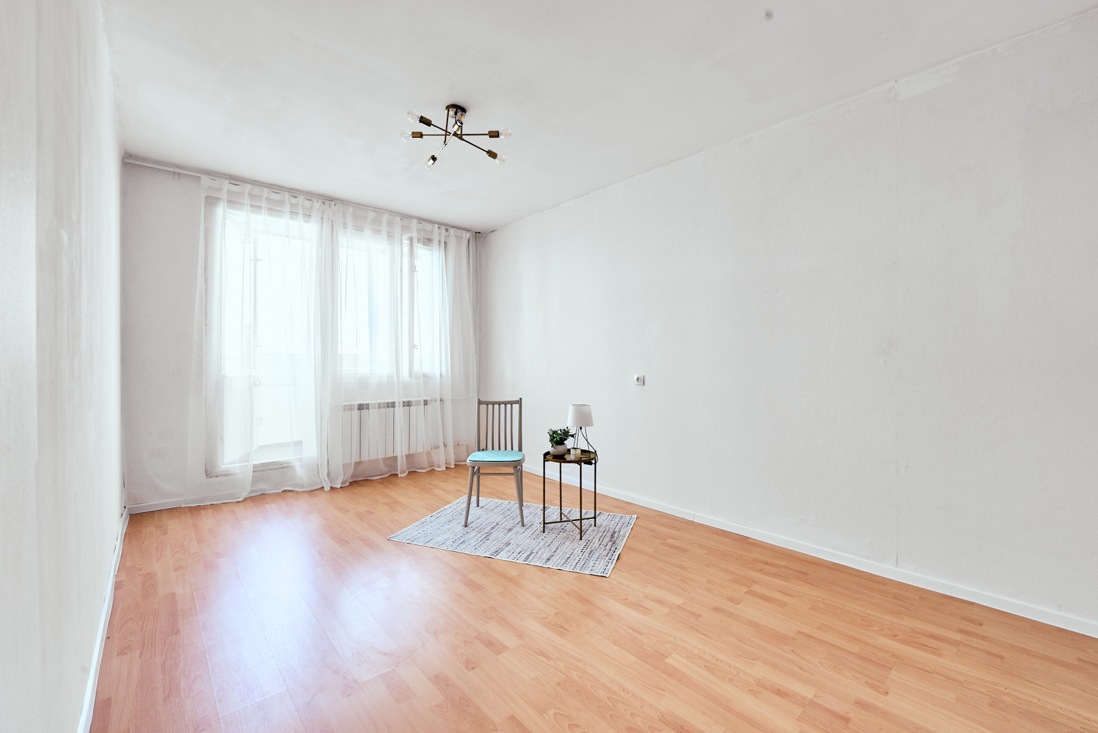 Панелька на Десантников