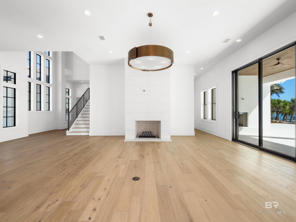 Refined Luxury Waterfront