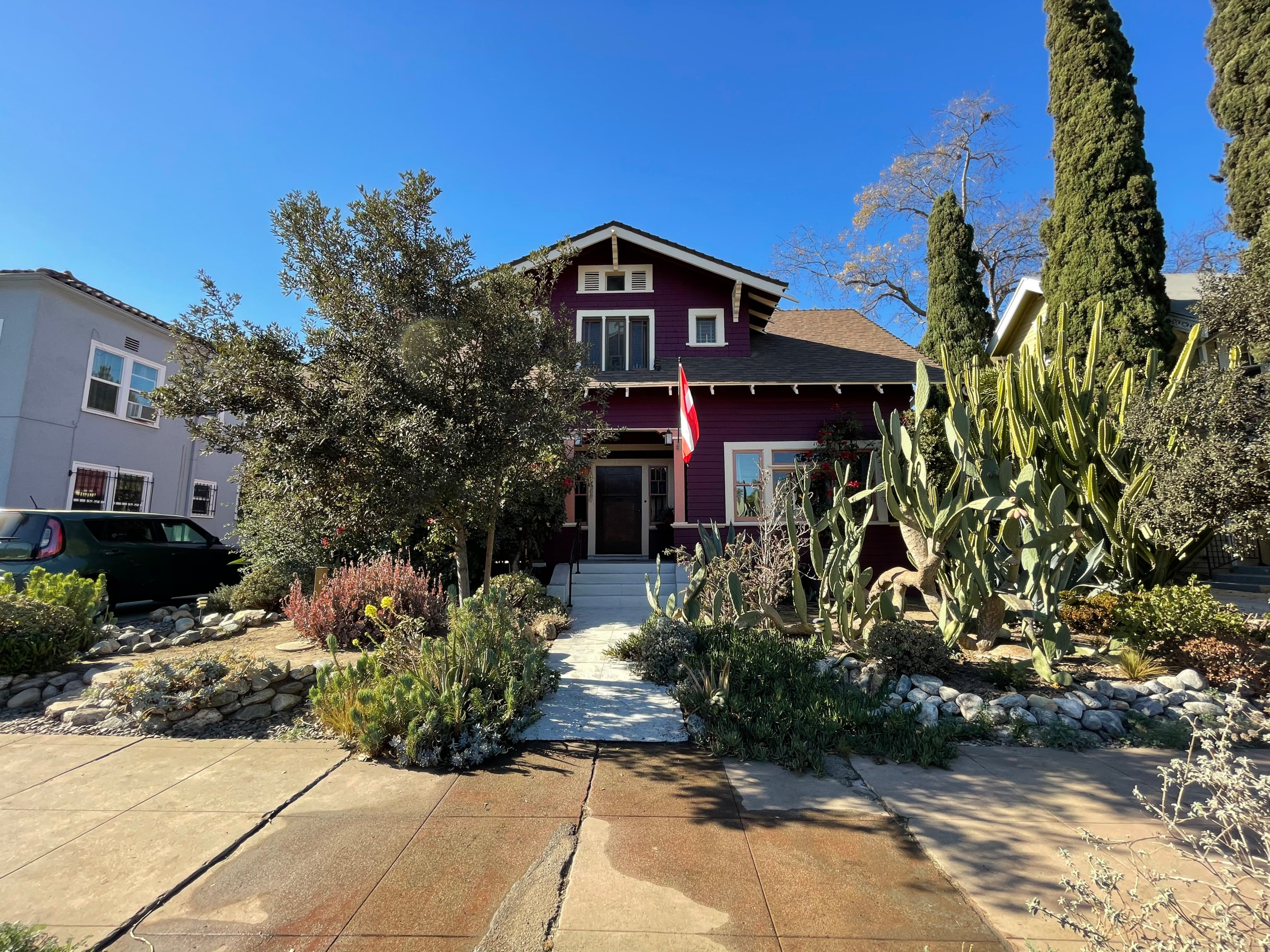 Craftsman Style Home-MidCity