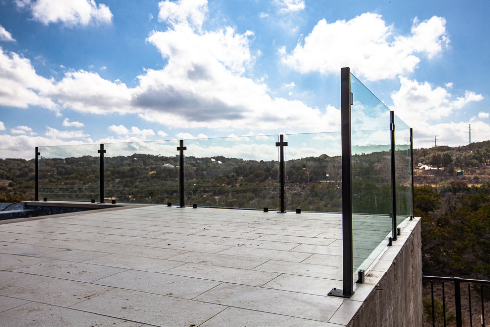 GLASS RAILING