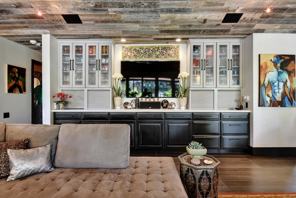 Kitchen - transitional kitchen idea in Austin