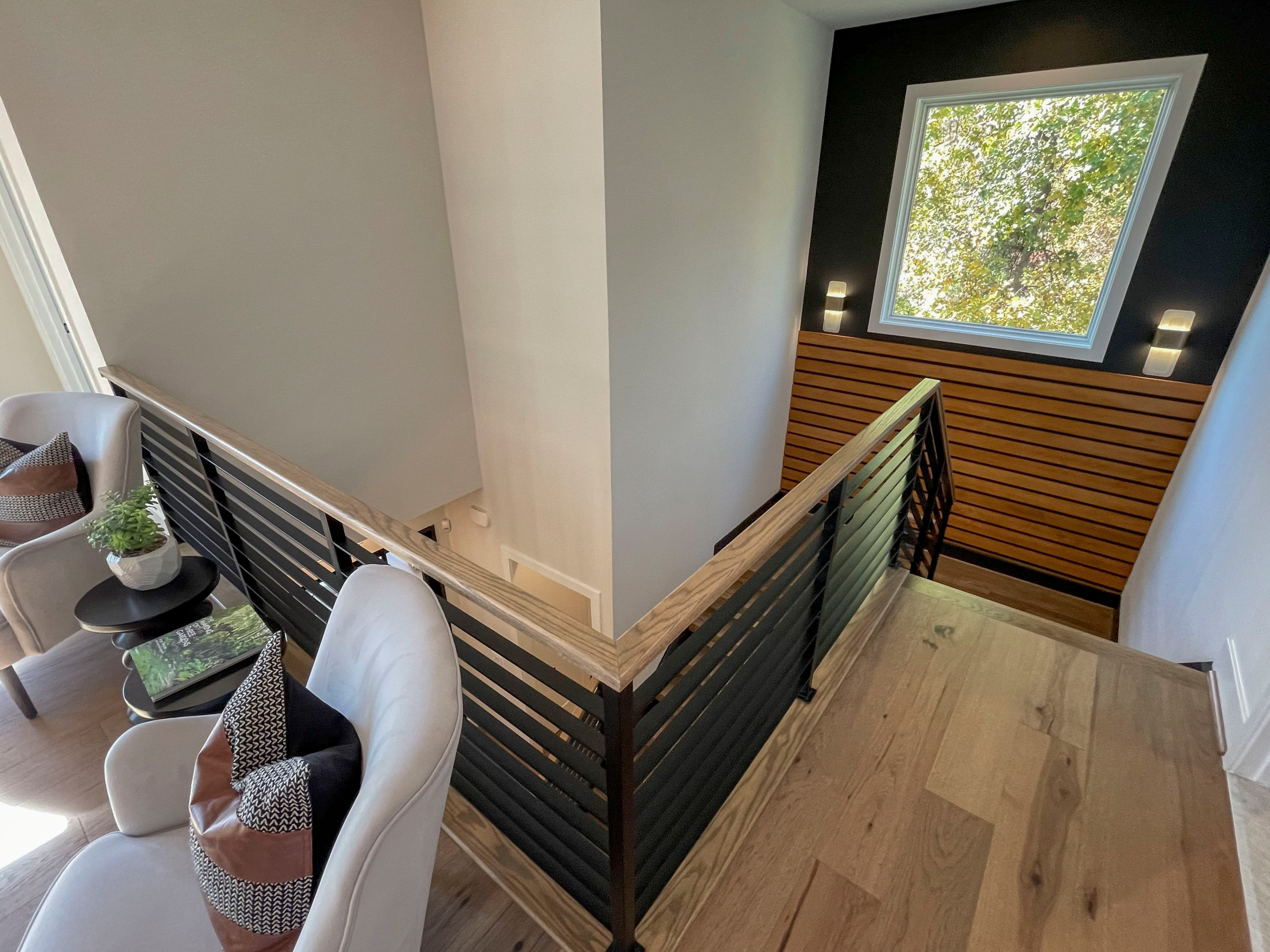 113_Floating Straight- Stringers with No Risers in Contemporary Home, Bethesda M