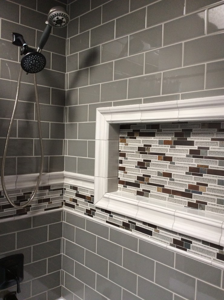 Bathroom - transitional bathroom idea
