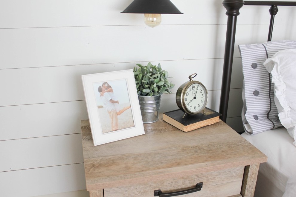 Vintage Farmhouse Bedside Country Bedroom New York By Raymour Flanigan Furniture And Mattresses