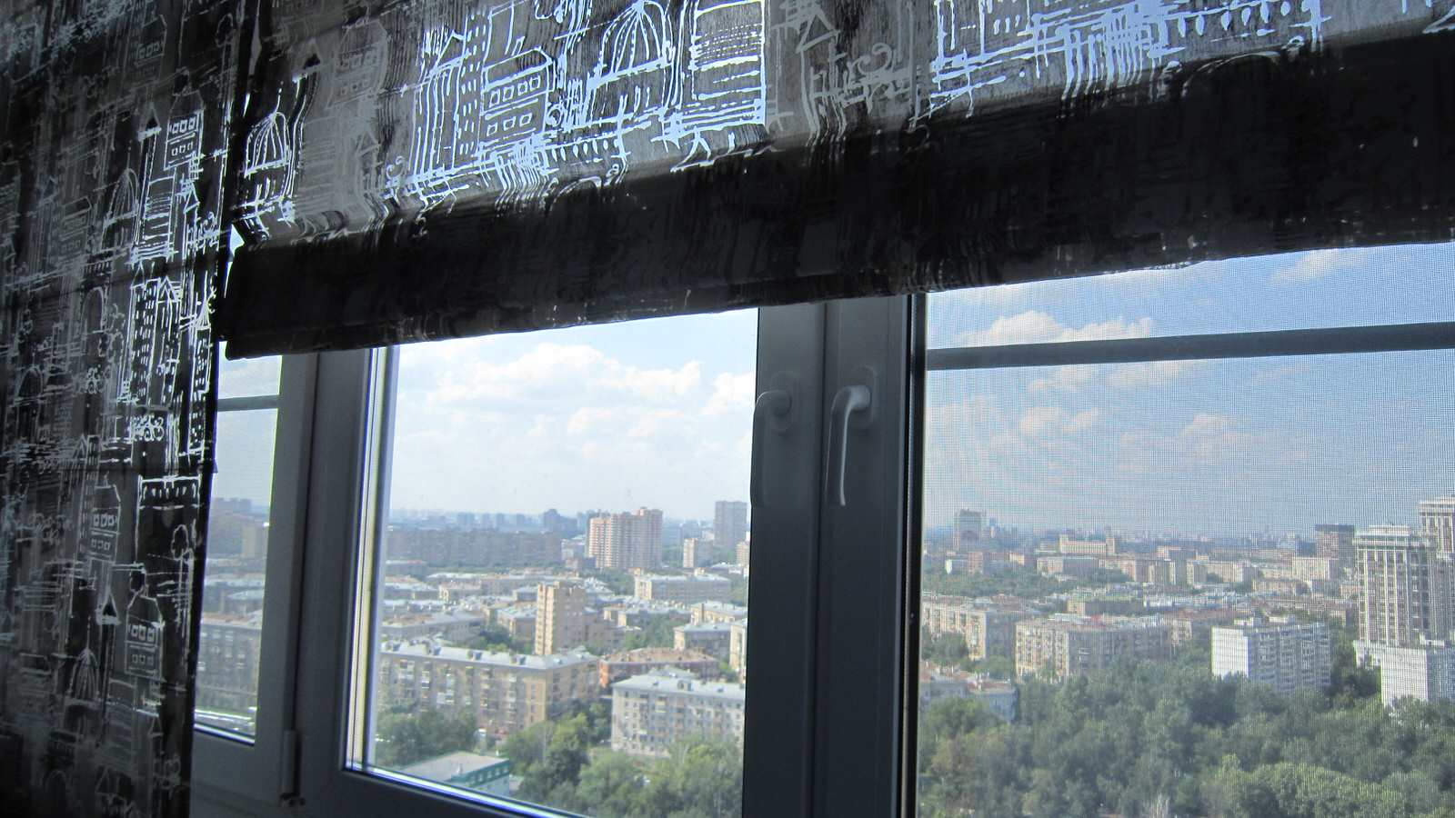 Оформление окон типовой квартиры