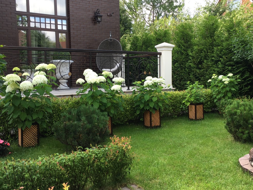 Дворик на 2-х сотках