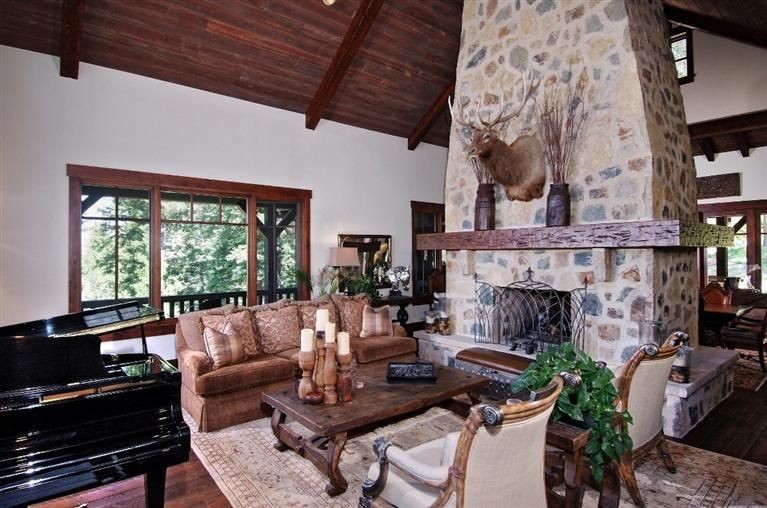 Inspiration for a rustic home design remodel in Denver