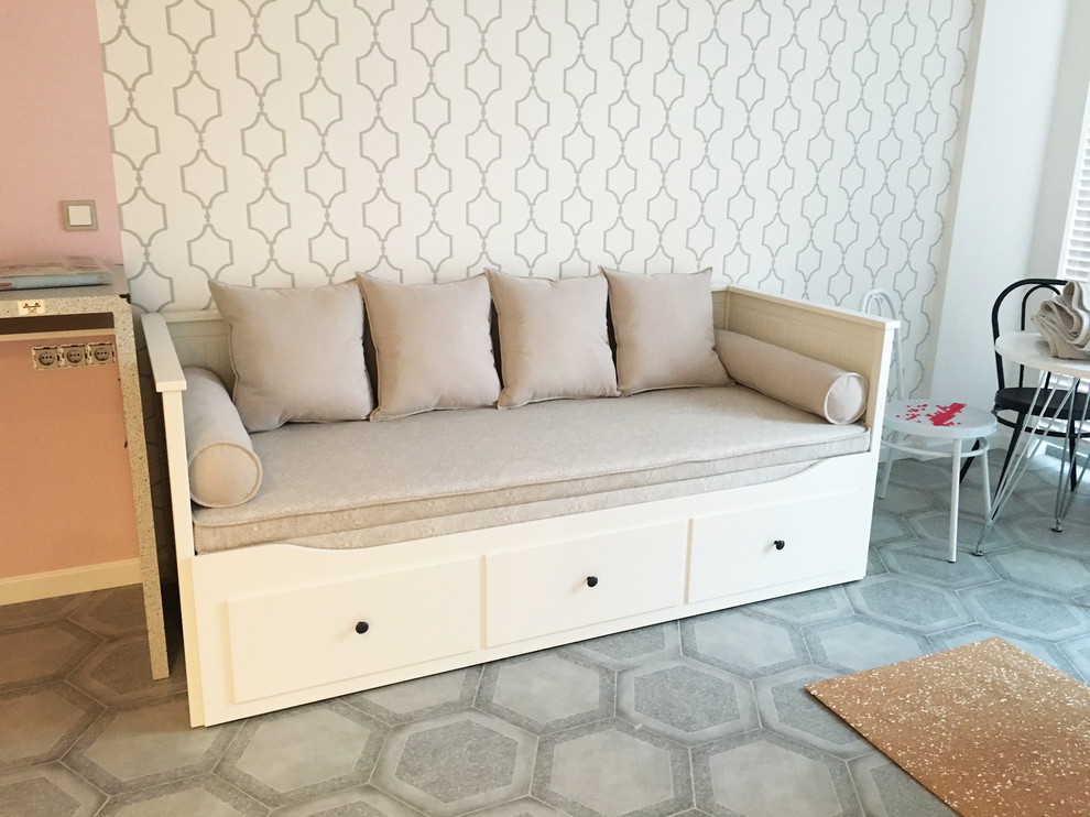 "Девичья Нора" или "Легко быть Девочкой"