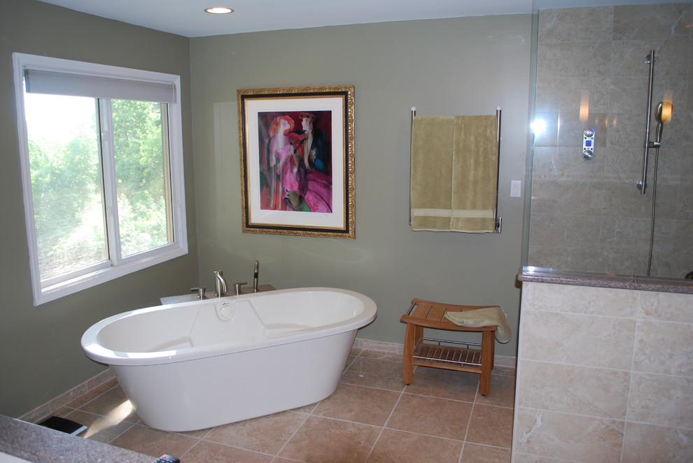 Bathroom - bathroom idea in Cincinnati